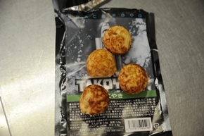 宇宙食(たこ焼き)