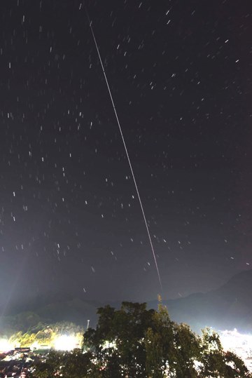 実際の国際宇宙ステーション飛行写真