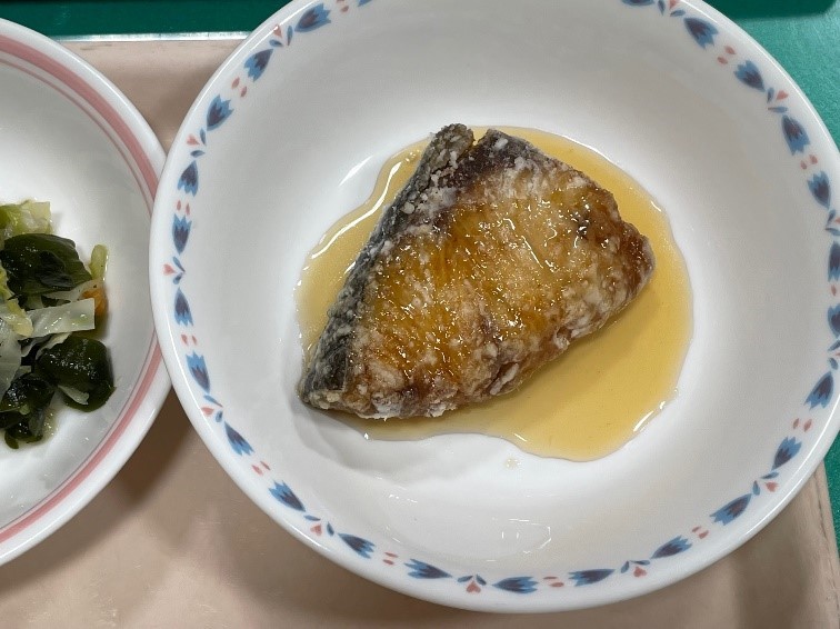 給食の写真２