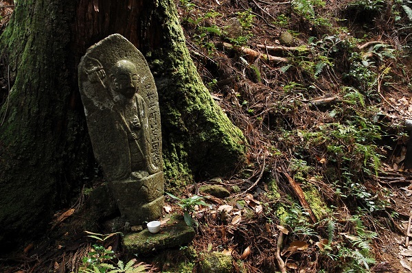 世界遺産熊野古道伊勢路コース紹介八鬼山越え（外部リンク三重県ＨＰ）