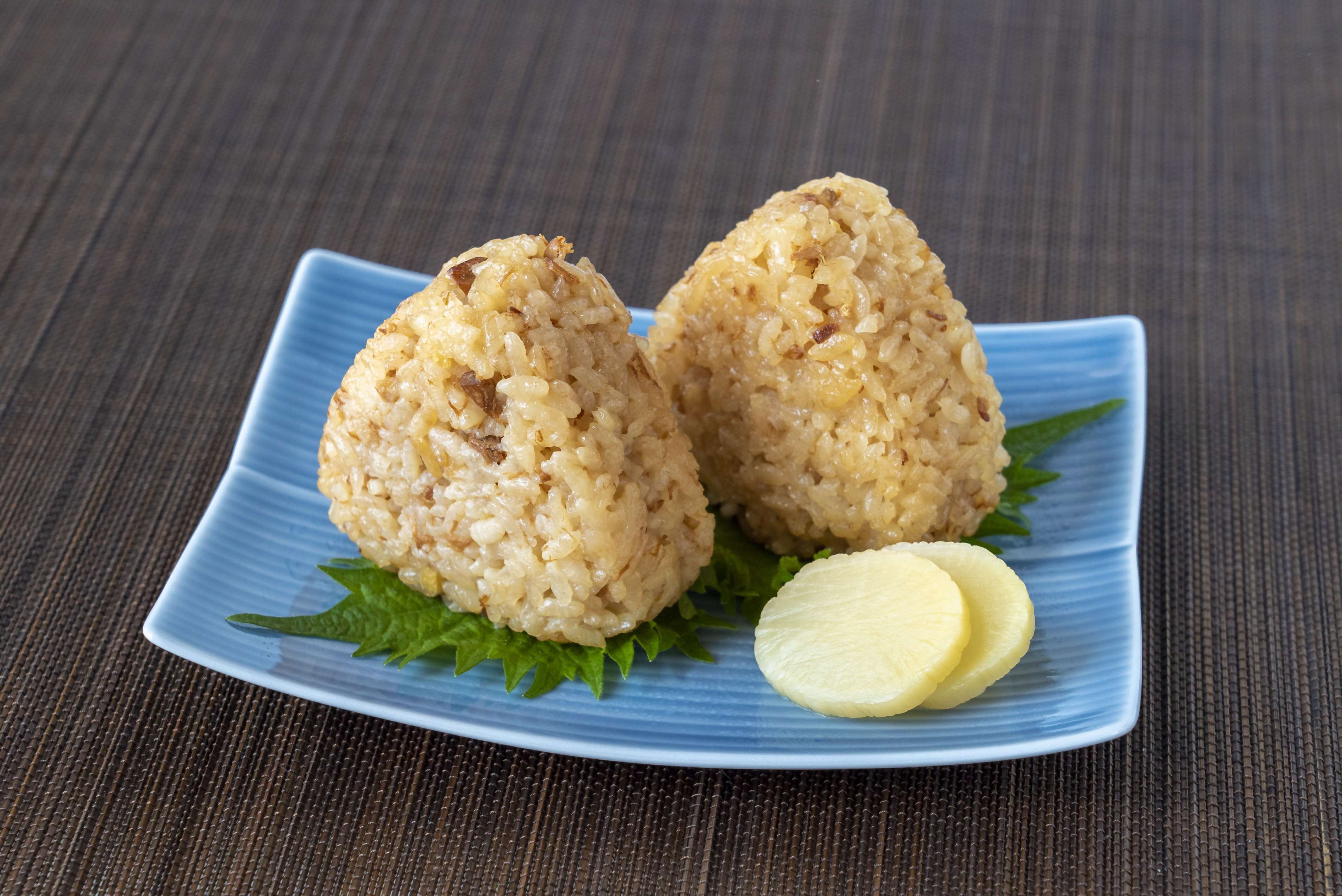 まぐろごはんのおむすび